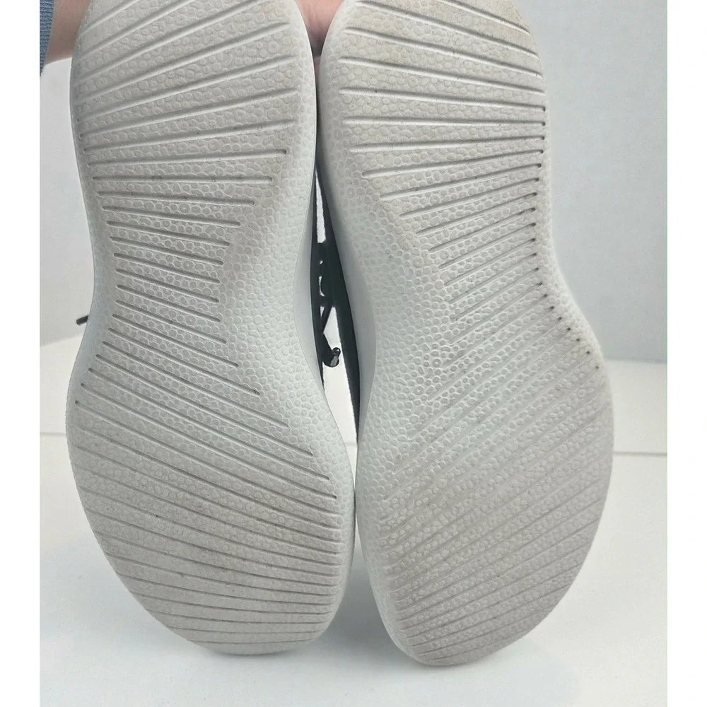 Allbirds Tree Runners Womens Size 7 Black White Lightweight Sustainable Sneakers